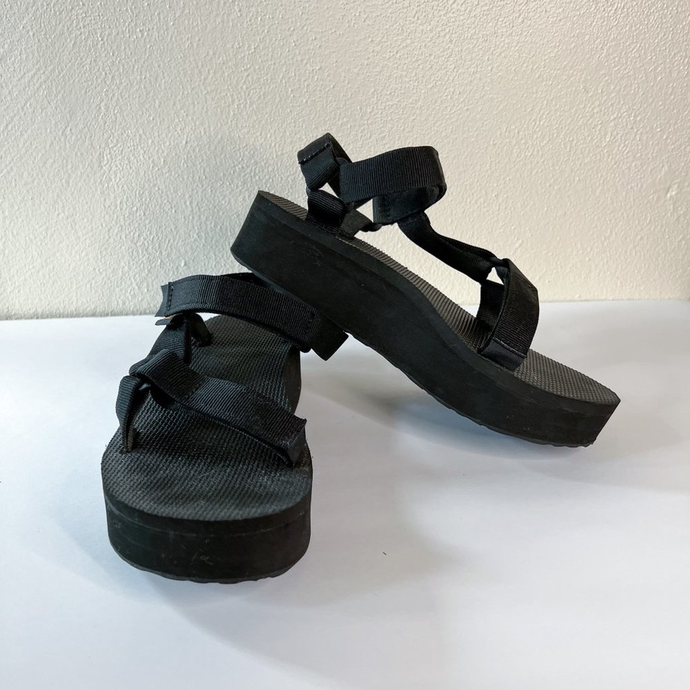 Teva: Black Women's Flatform Universal Platform Sandal